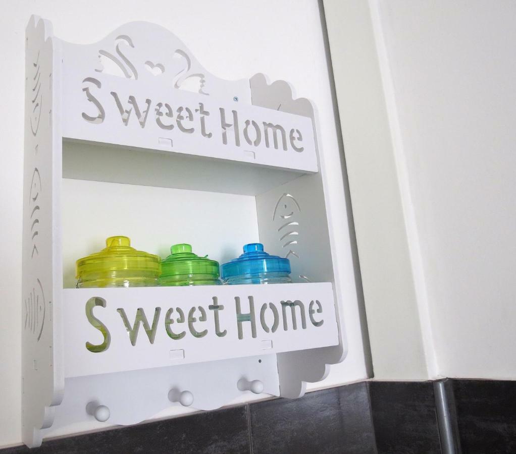 A Casa Del Reuccio Apartment คาตาเนีย ภายนอก รูปภาพ